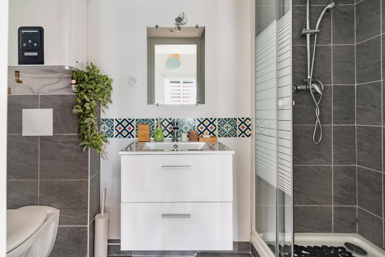 Apartament L'Imperial - St Genis Centre Saint-Genis-Laval Zewnętrze zdjęcie
